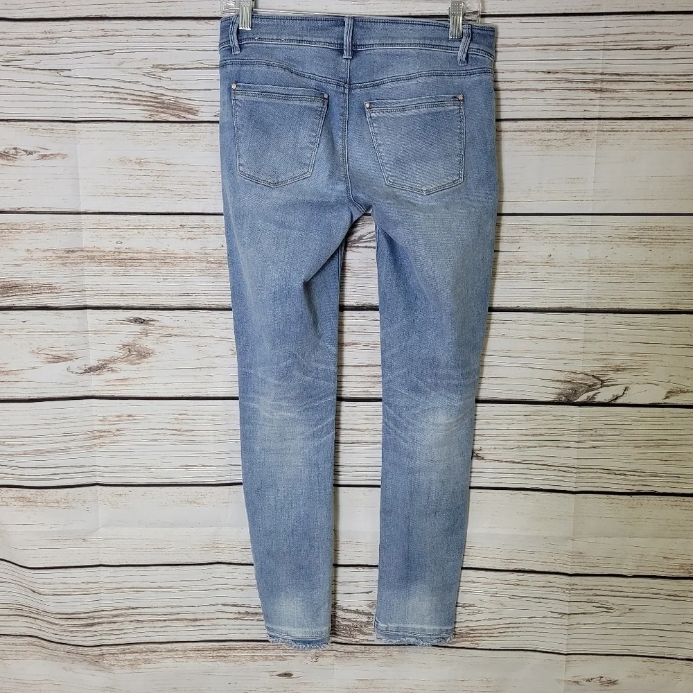 WHBM Distressed Skimmer Jeans Size 2 Long